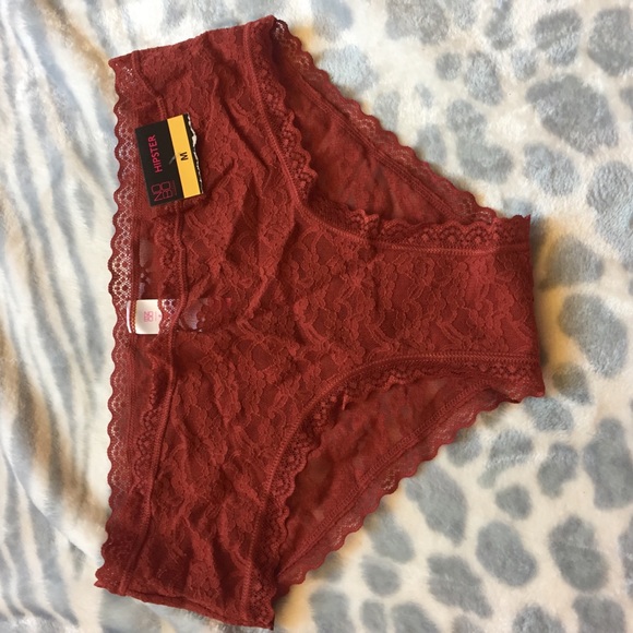 Ladies underware - Picture 1 of 1